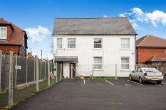 2 Bedroom Maisonette